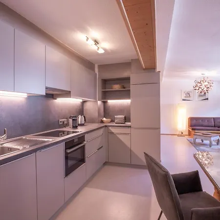 Haus Praxmarer * Sankt Anton am Arlberg