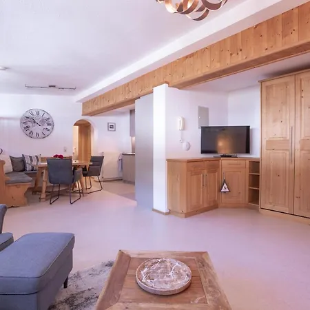 شقة Haus Praxmarer